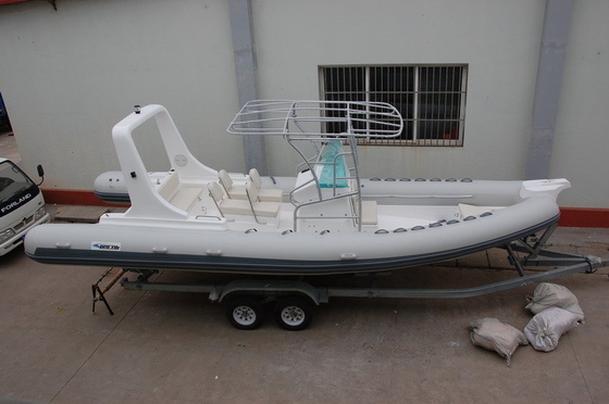 China Double Bottom Offshore Inflatable Boats With Motor Fast Response Rough Weather supplier