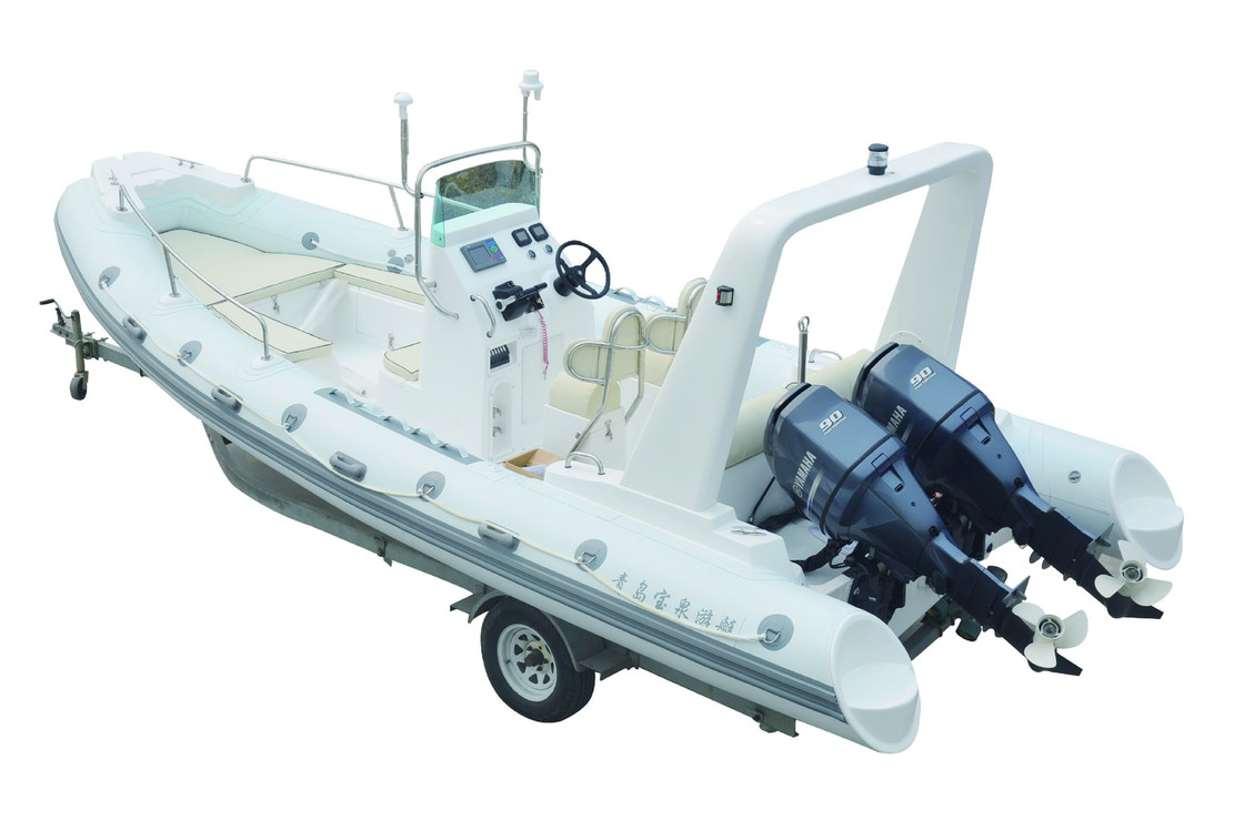 Small Inflatable Boats 6.8 Meter Luxury Yacht With Hypalon Tube Fiberglass Hull Twin Motors